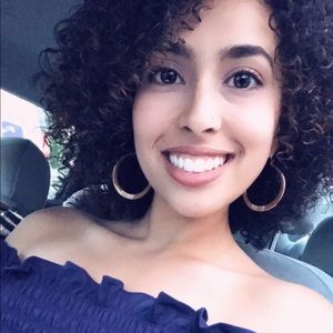 Meet your Posher, Yujailec